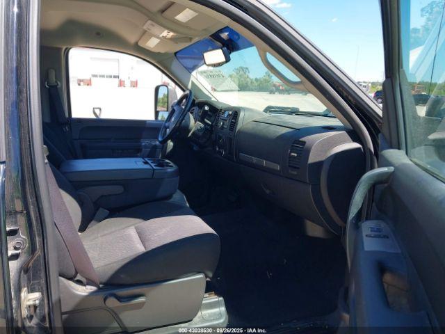 Chevrolet Silverado 3500 Lt Image 7