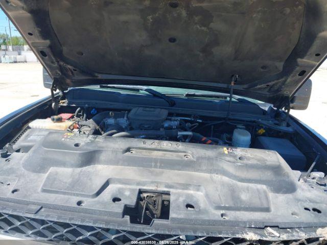 Chevrolet Silverado 3500 Lt Image 6