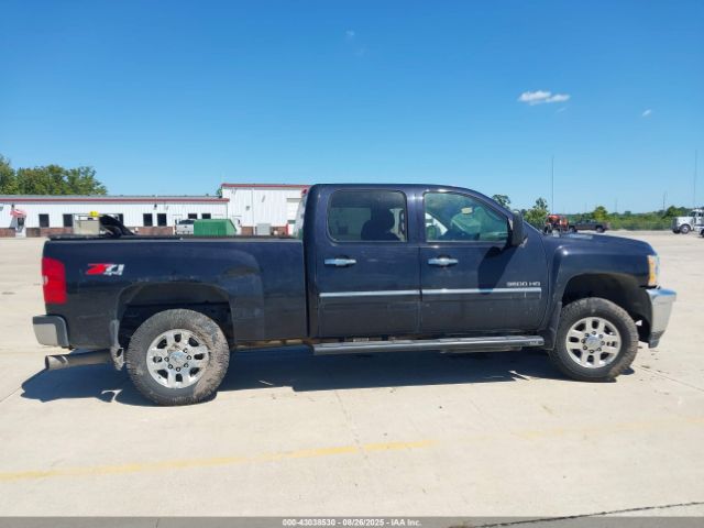 Chevrolet Silverado 3500 Lt Image 5