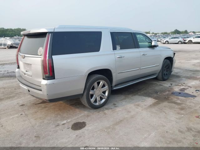 Cadillac Escalade Luxury Image 4