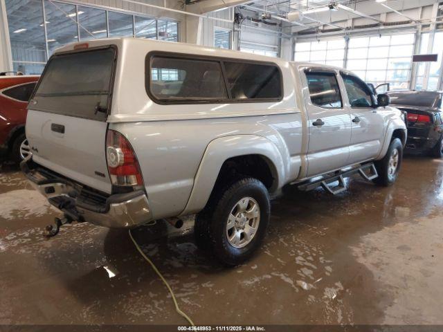 Toyota Tacoma Base V6 Image 3