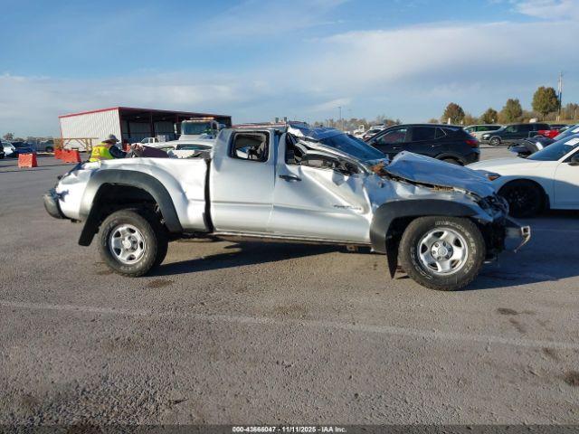 Toyota Tacoma Base V6 Image 5