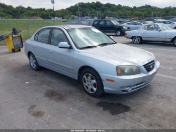  Salvage Hyundai ELANTRA