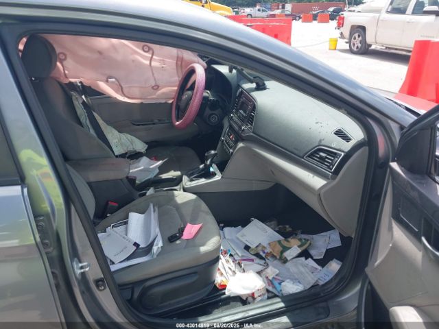 Hyundai ELANTRA Se Image 5