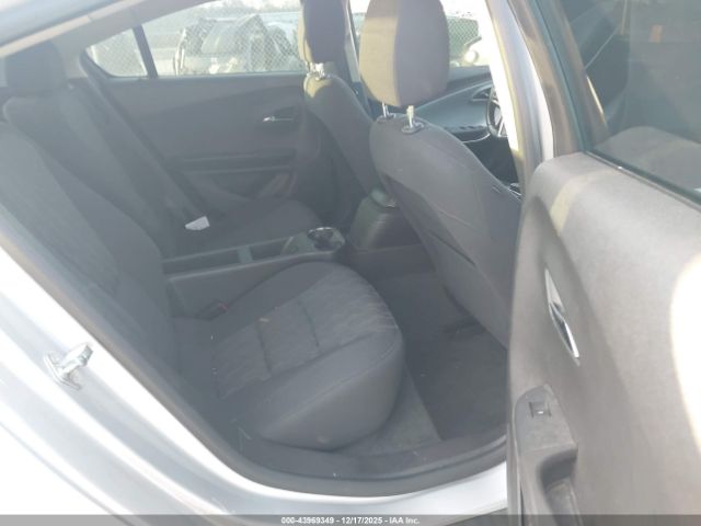 Chevrolet Volt Image 8