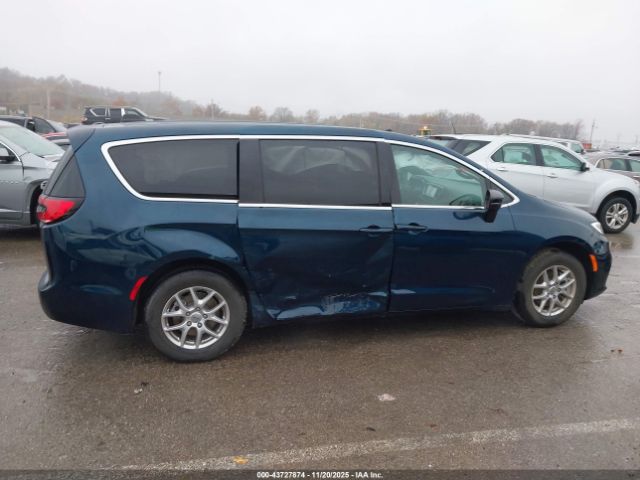 Chrysler Pacifica Select Image 15