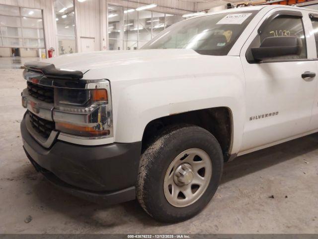 Chevrolet Silverado 1500 Wt Image 2