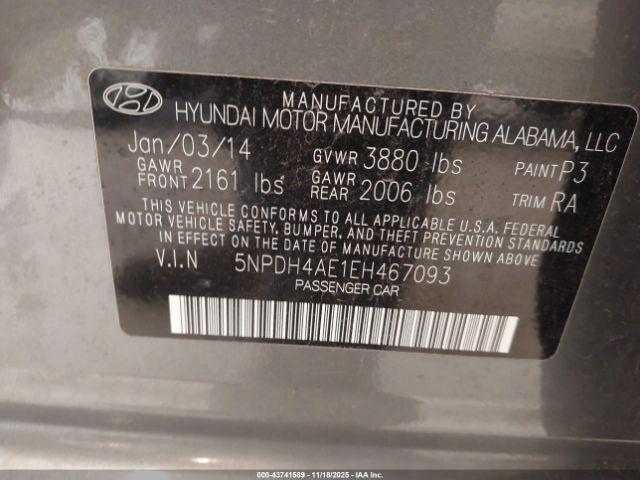 Hyundai ELANTRA Limited Image 14