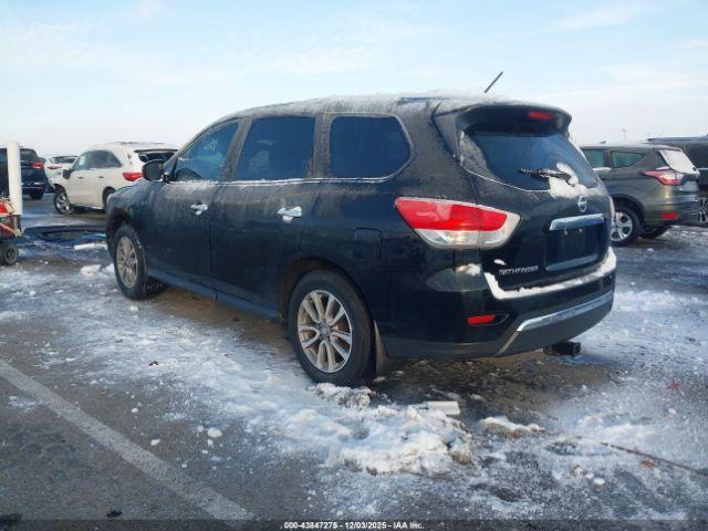 Nissan Pathfinder S Image 2