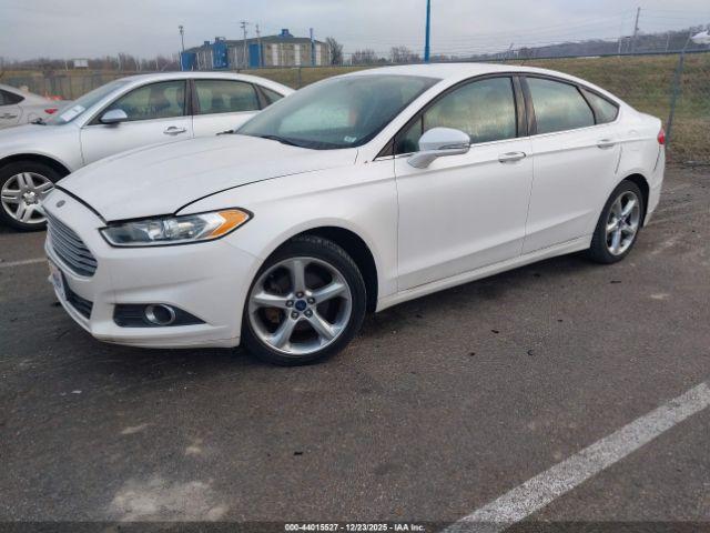 Ford Fusion Se Image 6