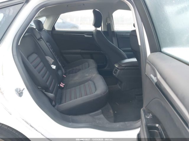 Ford Fusion Se Image 7