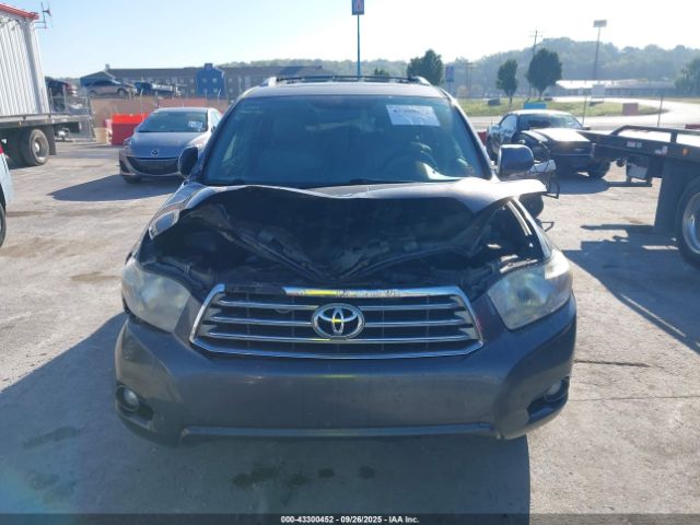 Toyota Highlander Limited V6 Image 8