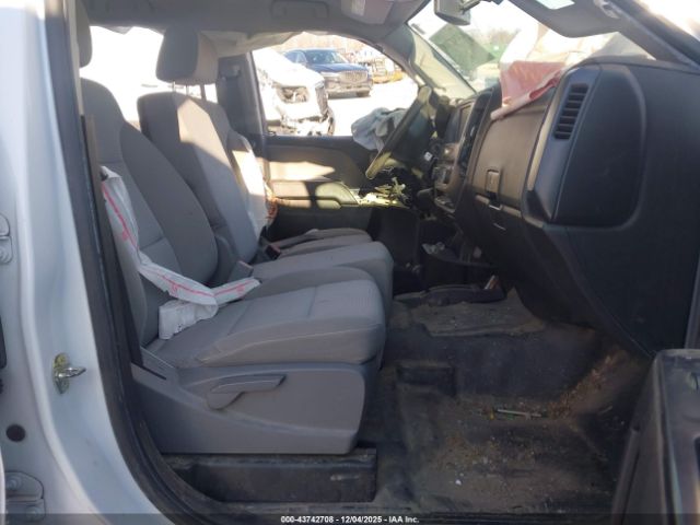 Chevrolet Silverado 2500 Wt Image 2