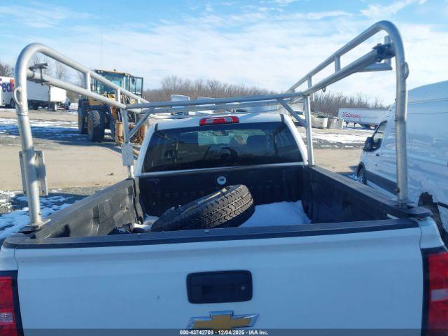 Chevrolet Silverado 2500 Wt Image 15