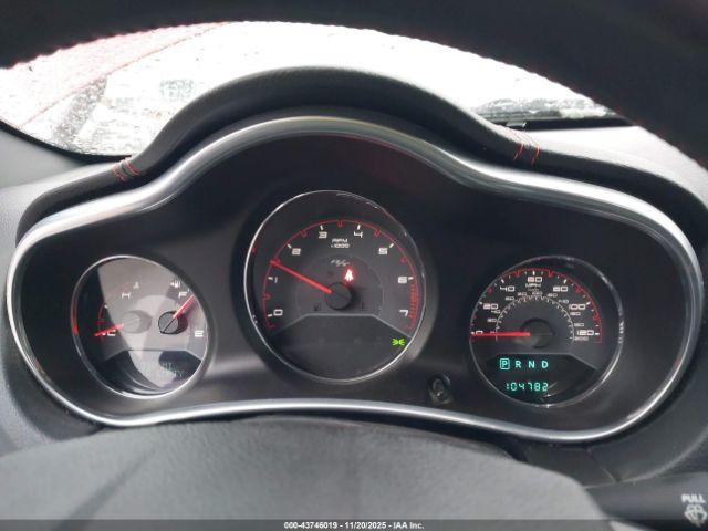 Dodge Avenger Image 15