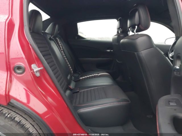 Dodge Avenger Image 7