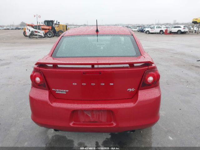 Dodge Avenger Image 11