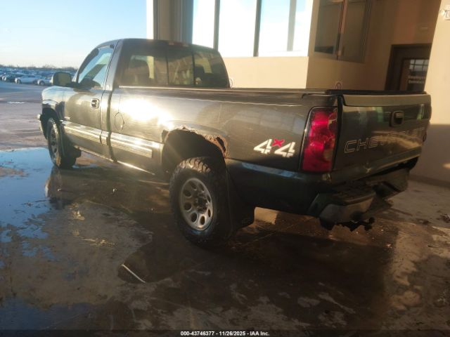 Chevrolet Silverado 1500 Work Truck Image 9