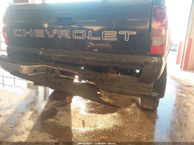 Chevrolet Silverado 1500 Work Truck Image 16
