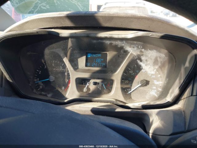 Ford Transit Image 12