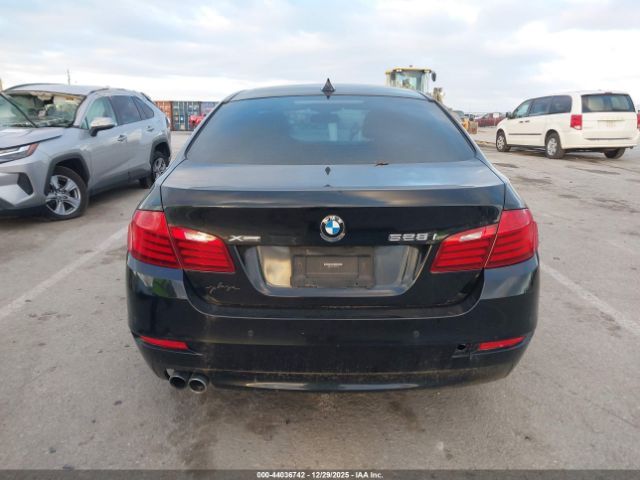 BMW 5 Series Xdrive Image 12