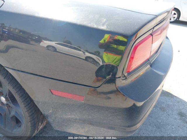 Dodge Charger Se Image 5