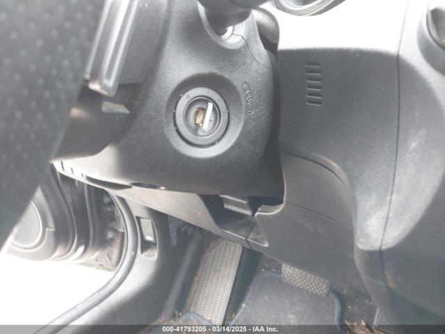 Honda Fit Sport Image 3