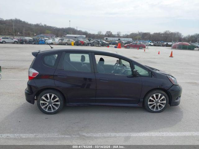 Honda Fit Sport Image 11
