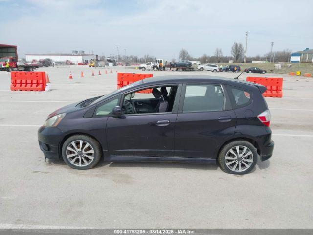 Honda Fit Sport Image 16