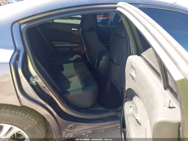 Dodge Charger Sxt Image 8