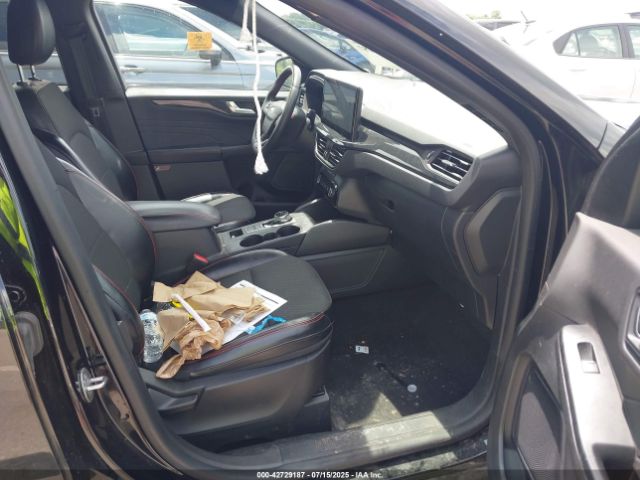 Ford Escape St-line Image 5