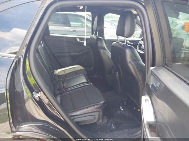 Ford Escape St-line Image 7