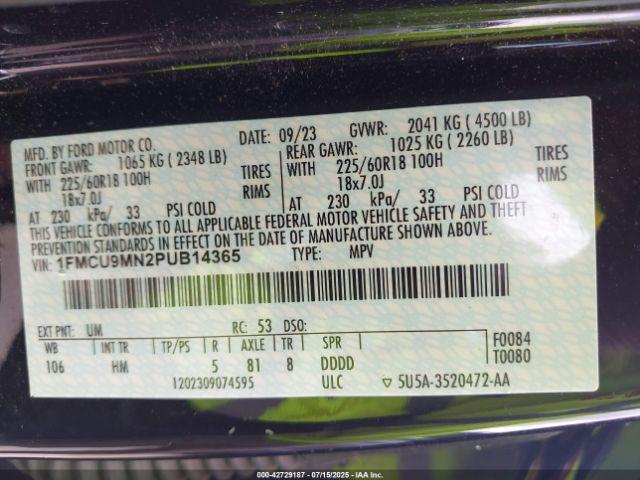 Ford Escape St-line Image 12