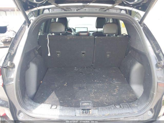 Ford Escape St-line Image 11