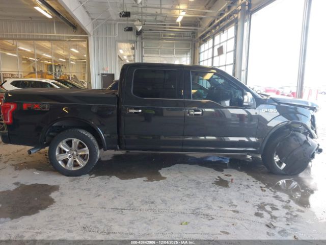Ford F-150 Platinum Image 12
