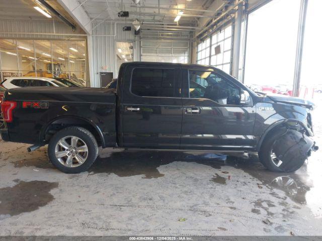 Ford F-150 Platinum Image 12