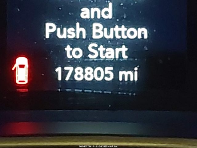 Chrysler Pacifica Touring Image 10