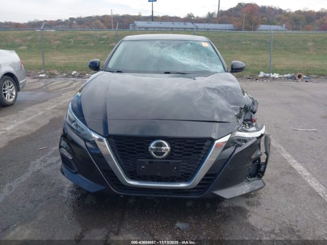 Nissan Altima Sv Fwd Image 15