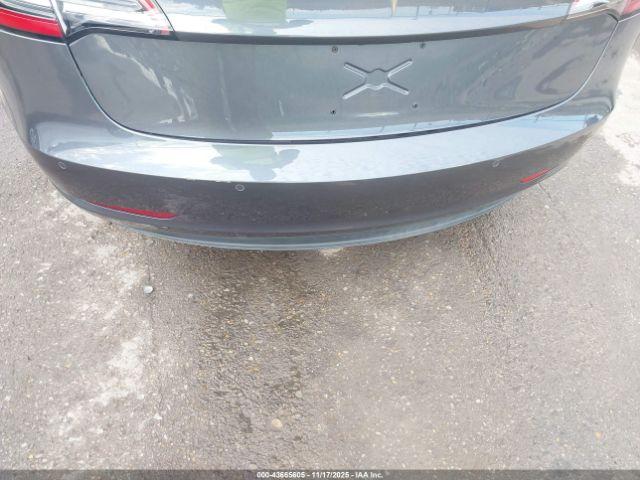 Tesla Model 3 Image 2