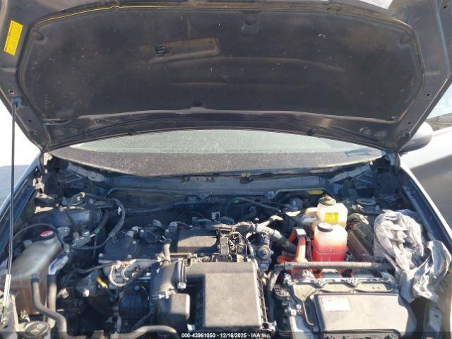 Toyota Prius Three Image 12