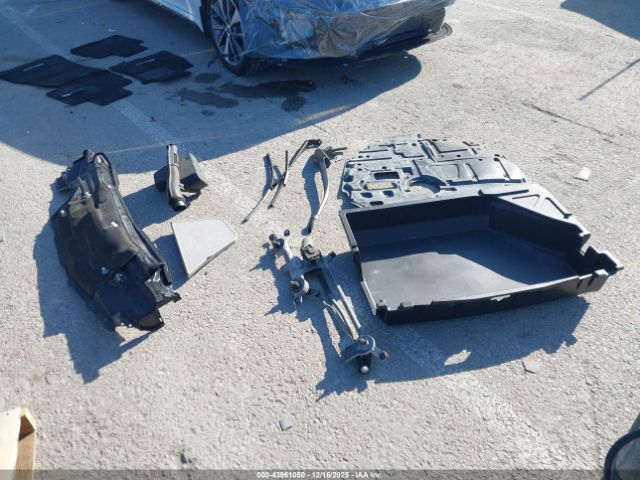 Toyota Prius Three Image 8