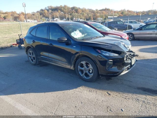 Ford Escape St-line Image 1