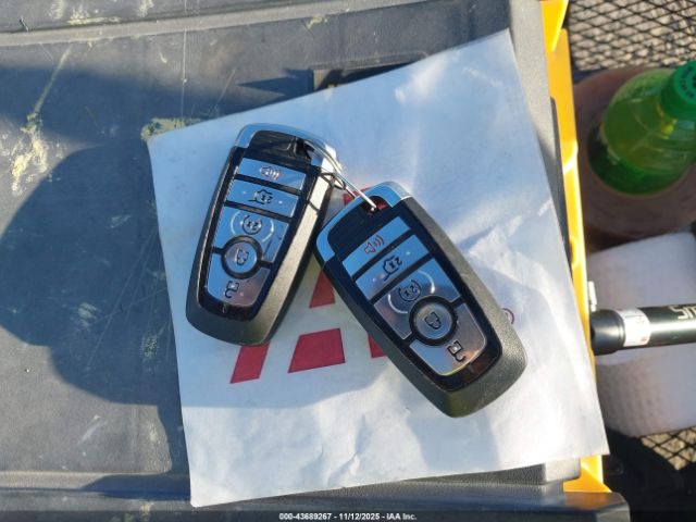 Ford Escape St-line Image 11