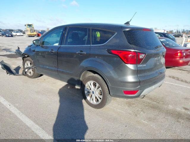 Ford Escape Se Image 3