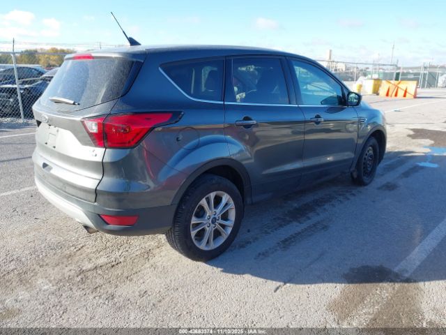 Ford Escape Se Image 11
