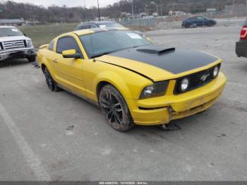  Salvage Ford Mustang