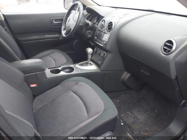 Nissan Rogue Sv Image 2