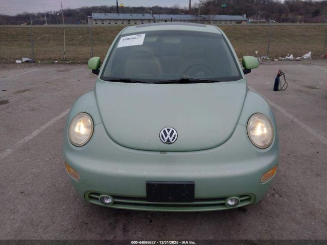 Volkswagen Beetle Glx Image 6