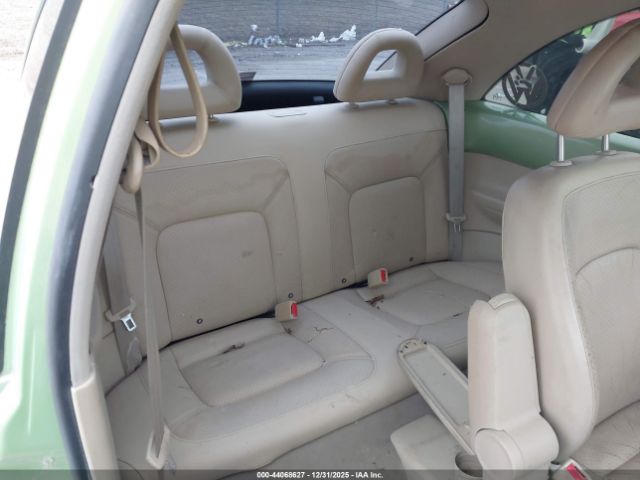 Volkswagen Beetle Glx Image 3