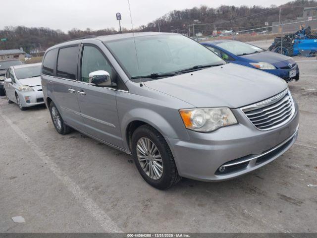  Salvage Chrysler Town & Country